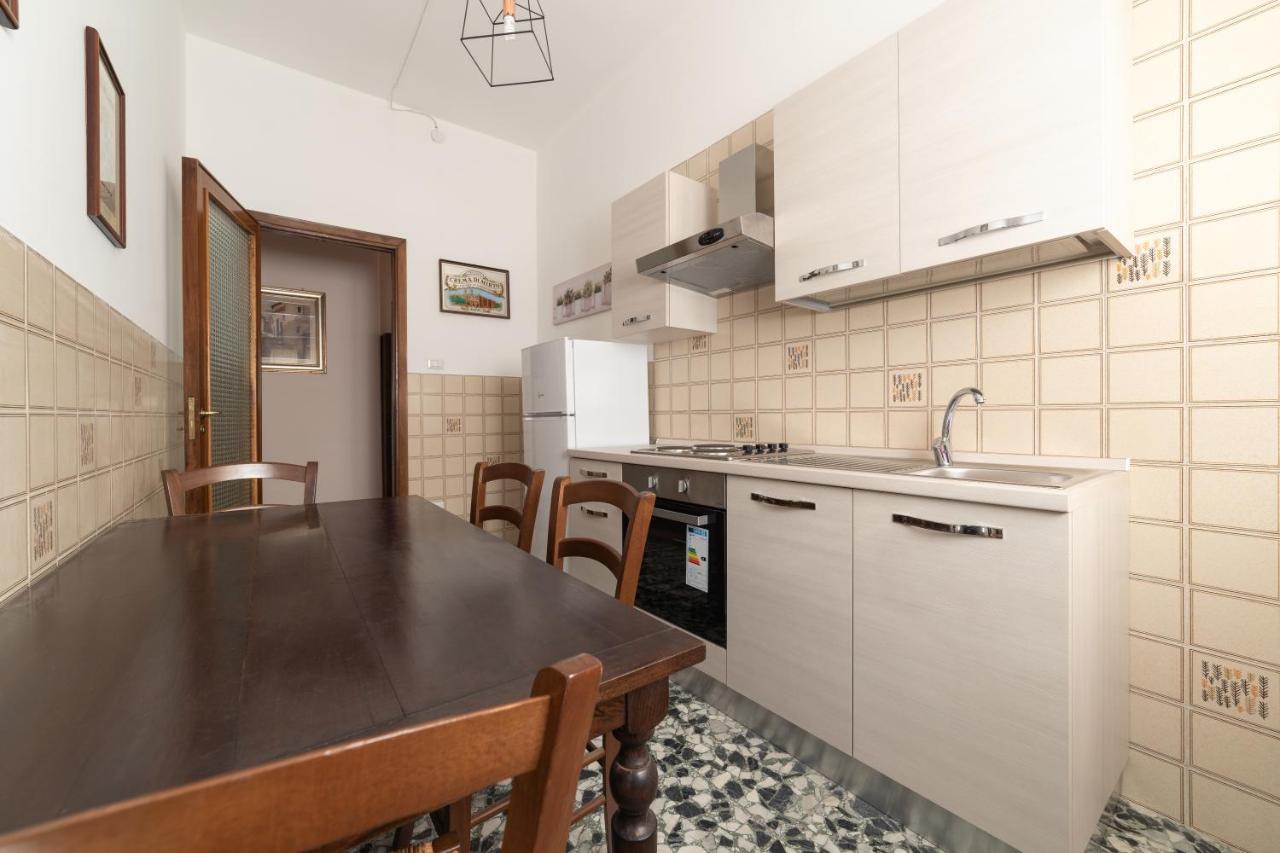 Budget Apartment Roma 70 Stazione Centrale Cagliari Exterior photo